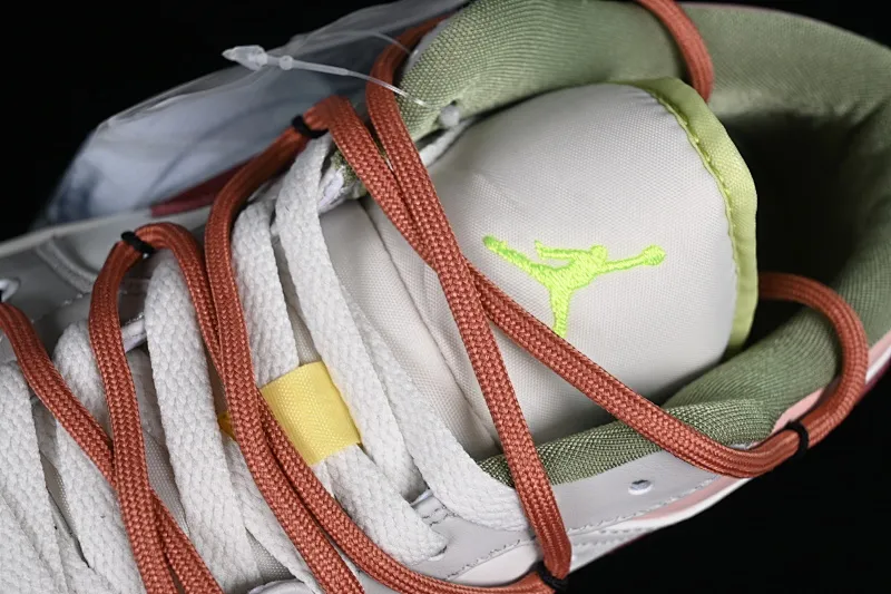 All categories Air Jordan Jordan series basketball shoes Air Jordan 1 Low Z version Air Jordan 1 Low AJ1 Joe 1 gray pink strap deconstruction low-top basketball shoes FD9906-131